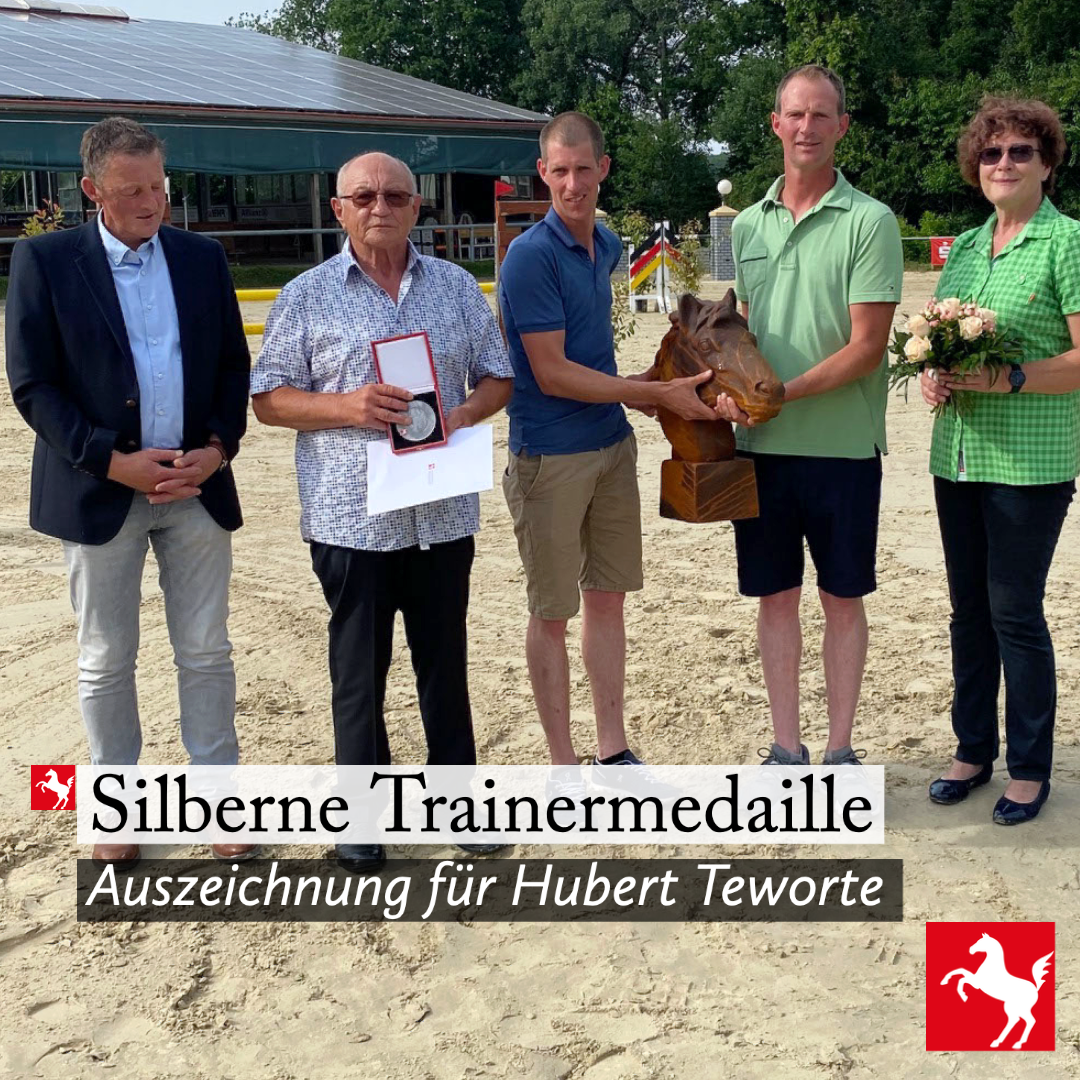 Silberne Trainermedaille für Hubert Teworte