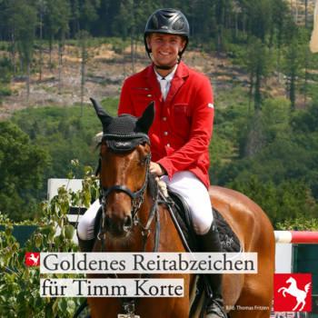 Goldenes Reitabzeichen für Timm Korte