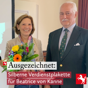 Silberne Verdienstplakette für Beatrice von Kanne 