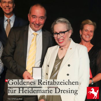 Goldenes Reitabzeichen für Heidemarie Dresing