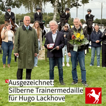 Hugo Lackhove hat die Silberne Trainermedaille des Pferdesportverbandes Westfalen erhalten